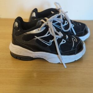 Nike Black and White Sneakers with Sporty Design